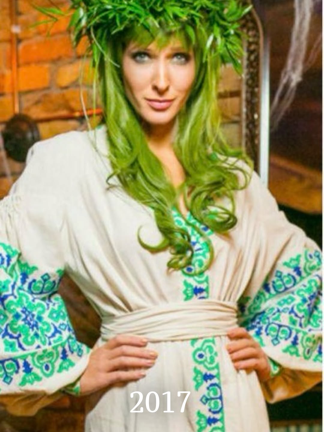 Архівні кадри: Катя Осадча показала свої креативні образи на Геловін