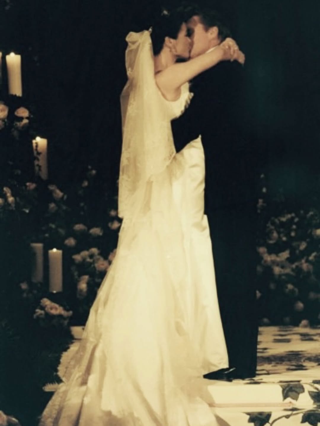 Кетрін Зета-Джонс і Майкл Дуглас відсвяткували срібне весілля: архівні кадри