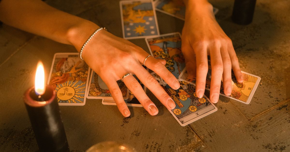 Фінансовий Таро – гороскоп на 26 січня 2026 року для всіх знаків Зодіаку