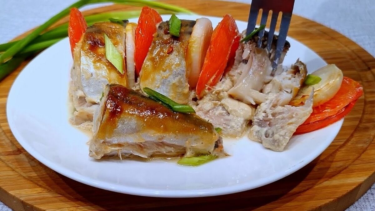 Смажена скумбрія: простий рецепт для кожного