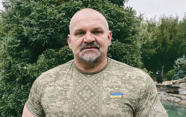 Василь Вірастюк показав нове тату на честь своїх дітей та вперше показав обличчя молодших синів