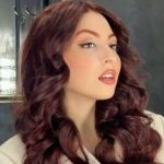 Маша Полякова зізналася, чому не ділить ліжко з чоловіком: “Я не можу ні з ким спати”